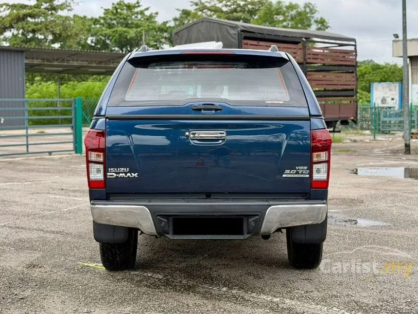 2015 Isuzu D-Max V-Cross Dual Cab Pickup