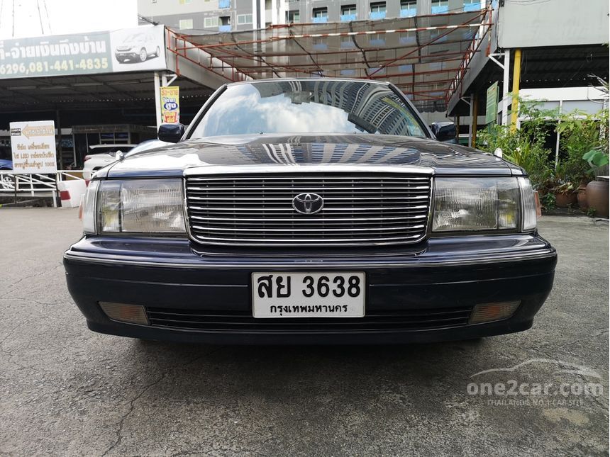 1997 Toyota Crown 3.0 2000 Royal Saloon Sedan AT for sale on One2car