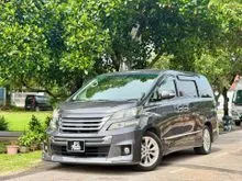 ON THE ROAD 2010 Toyota Vellfire 2.4 MPV