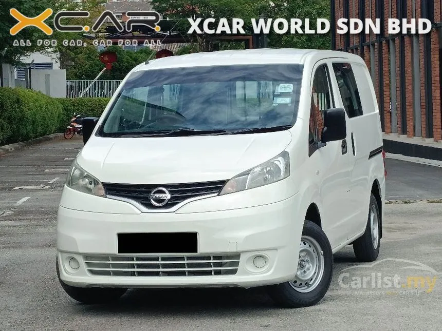 2018 Nissan NV200 Semi Panel Van