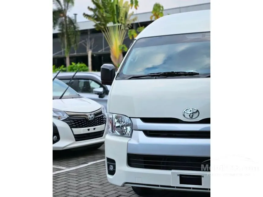 2026 Toyota Hiace Commuter Van