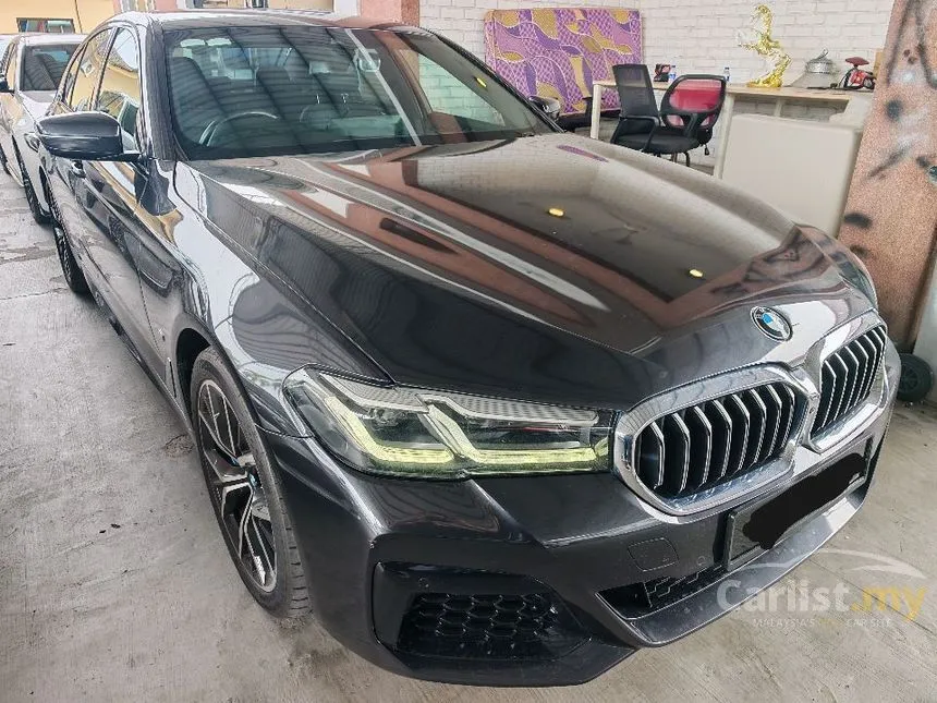 2021 BMW 530e M Sport Sedan
