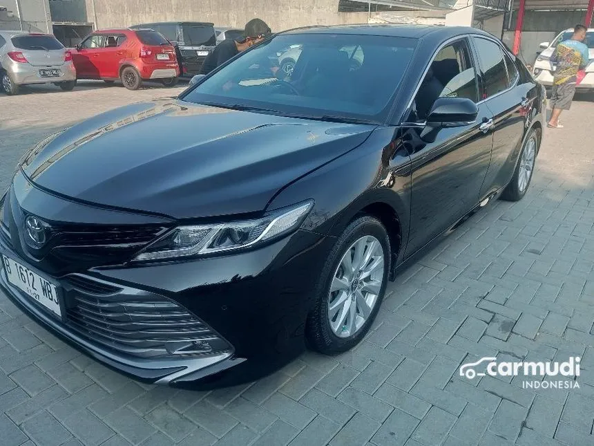 2021 Toyota Camry V Sedan