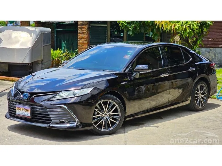 2023 Toyota CAMRY HEV Premium Luxury Sedan