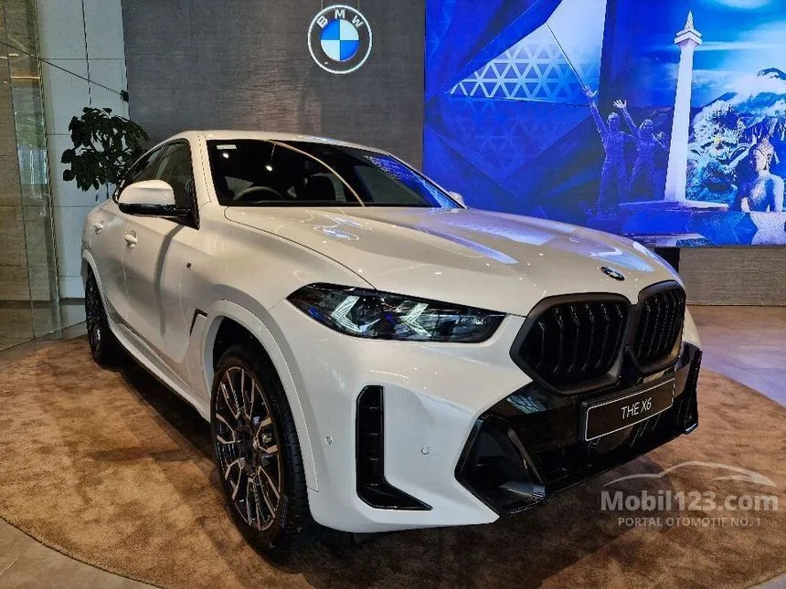 Jual Mobil BMW X6 2024 xDrive40i M Sport 3.0 di DKI Jakarta Automatic SUV Putih Rp 2.357.000.000