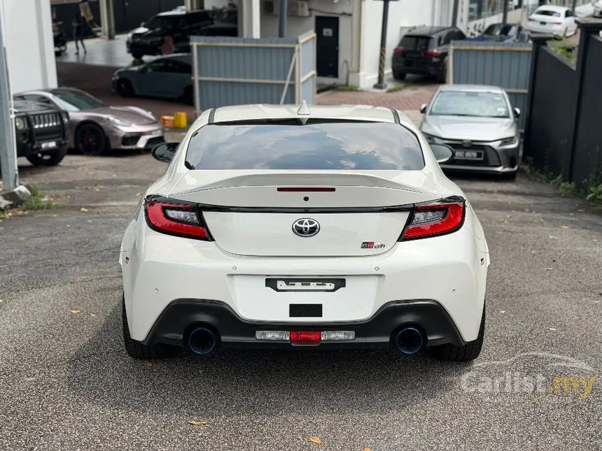 2024 Toyota GR86 Coupe