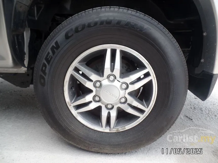 2013 Isuzu D-Max Dual Cab Pickup