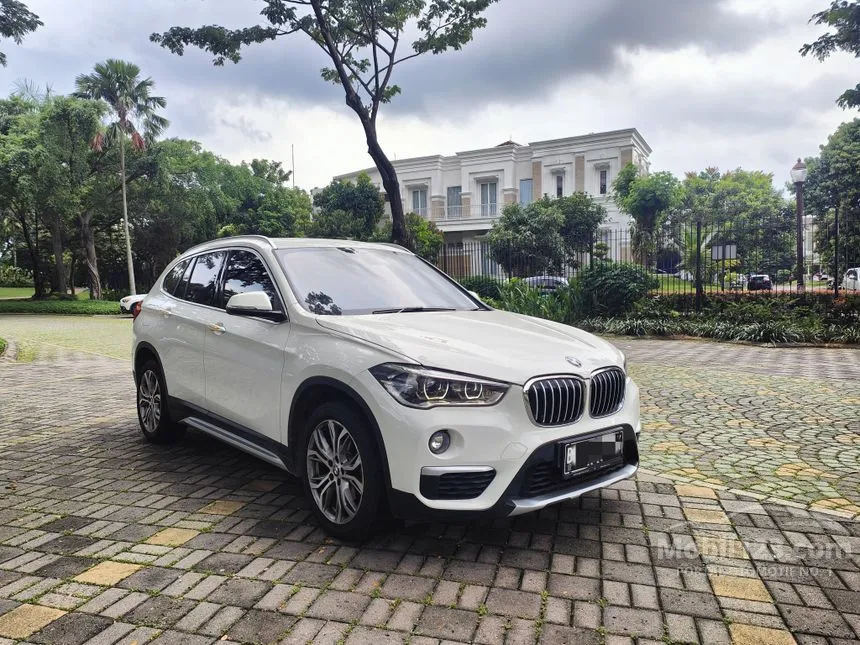 Jual Mobil BMW X1 2019 sDrive18i xLine 1.5 di Banten Automatic SUV Putih Rp 460.000.000