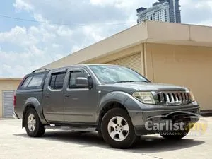 2013 Nissan Navara 2.5 Calibre Dual Cab Pickup