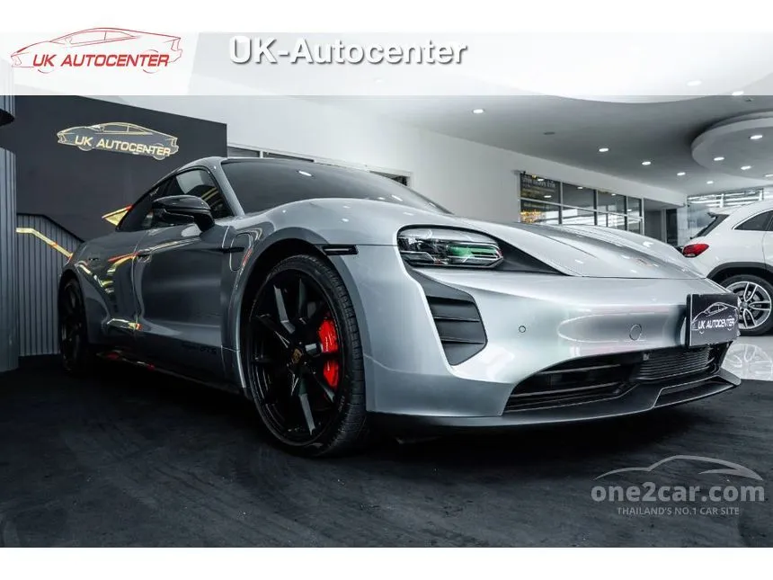 2024 Porsche Taycan GTS Sedan