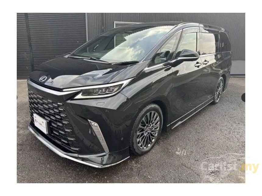 2024 Lexus LM 500h Version L 6 Seater MPV