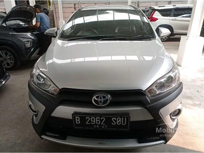 Jual Mobil Toyota Yaris 2017 TRD Sportivo Heykers 1.5 di DKI Jakarta Automatic Hatchback Silver Rp 179.900.000