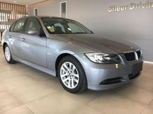 2006 BMW 320i 2.0 E90 (ปี 05-13) SE Sedan AT