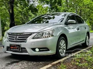 2012 Nissan SYLPHY 1.8 V Navi Sedan