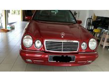 1998 Mercedes-Benz E240 2.4 Classic Sedan
