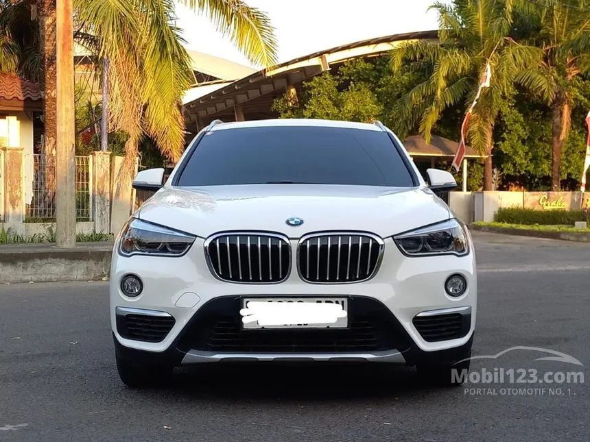 Jual Mobil BMW X1 2018 sDrive18i xLine 1.5 di Jawa Timur Automatic SUV Putih Rp 430.000.001