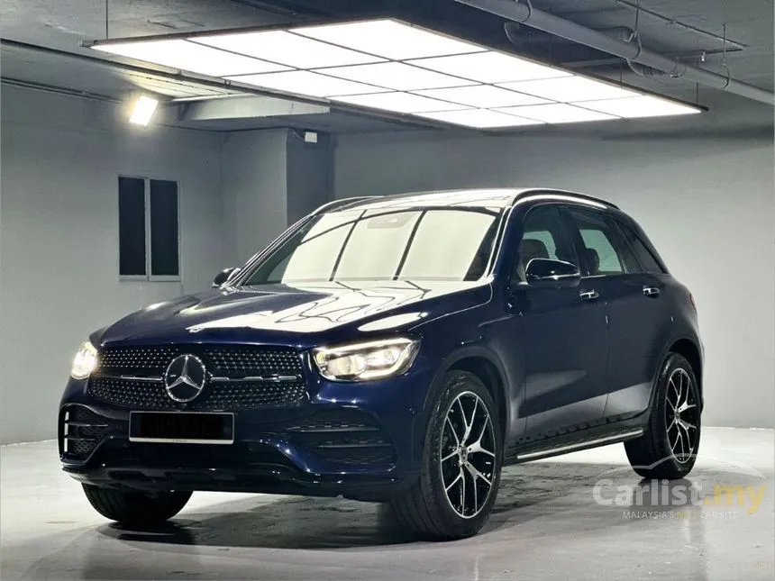 2021 Mercedes-Benz GLC300 4MATIC AMG Line SUV