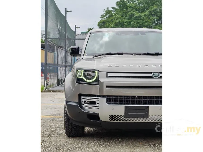 2023 Land Rover Defender 110 D300 SUV
