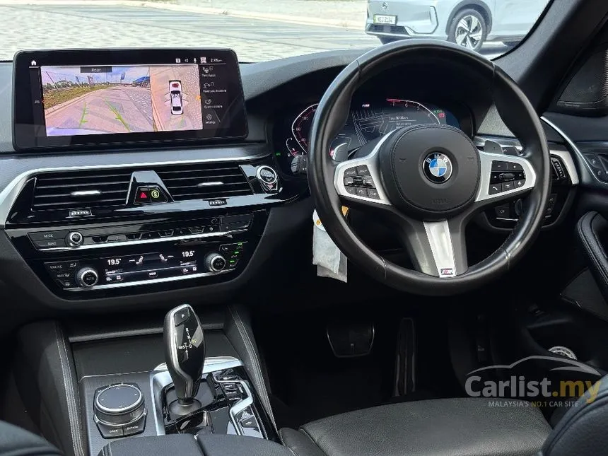 2022 BMW 530i M Sport Sedan