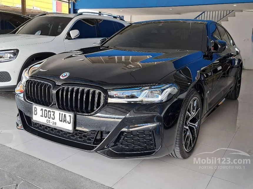 2023 BMW 520i M Sport Sedan