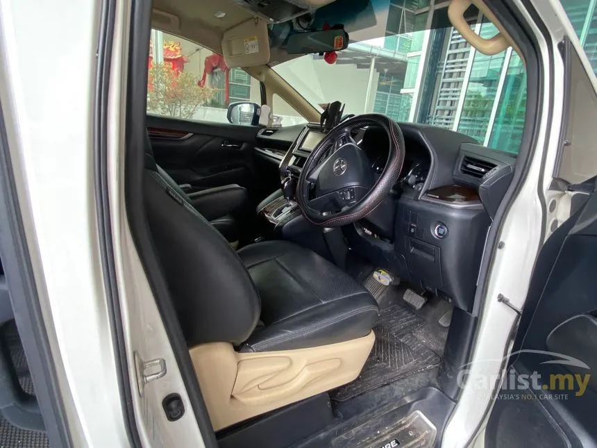 2015 Toyota Vellfire X MPV