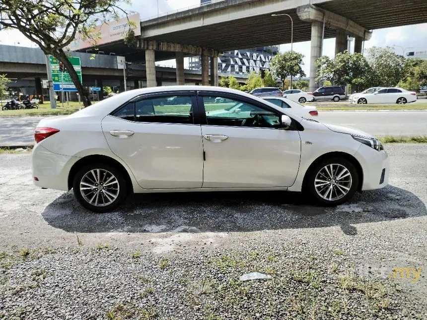 2014 Toyota Corolla Altis E Sedan