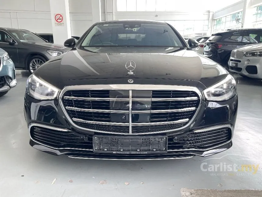 2023 Mercedes-Benz S580e Sedan