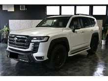 2023 UNREGISTER Toyota Land Cruiser 3.4 J300 ZX 7 Seater MCLIMB Complete Lift-Up Forged 22-inch Wheels JAOS Front Bumper Garnish JAOS (Incoming)
