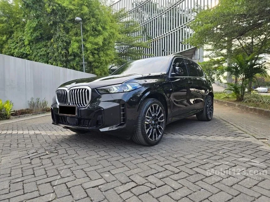 Jual Mobil BMW X5 2024 xDrive40i xLine 3.0 di DKI Jakarta Automatic SUV Hitam Rp 1.775.000.000