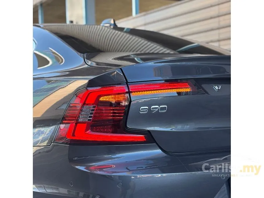 2021 Volvo S90 Recharge T8 Inscription Plus Sedan