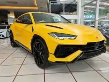2023 Lamborghini Urus S 4.0  [PPF, B&O, CARBON CERAMIC BRAKES, LOW MILEAGE]