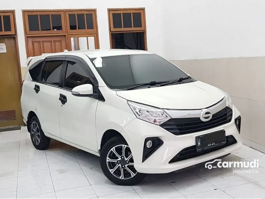Jual Mobil Daihatsu Sigra 2020 R 1.2 di Jawa Timur Automatic MPV Putih Rp 150.000.000