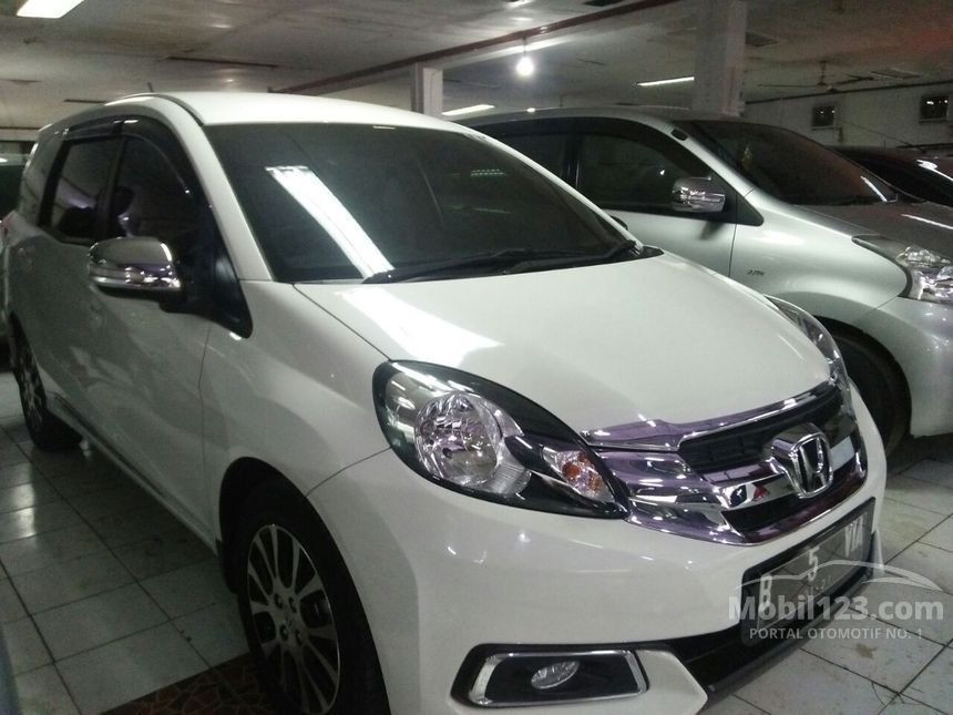 Foto Mobil Mobilio  Tipe  E  Rommy Car