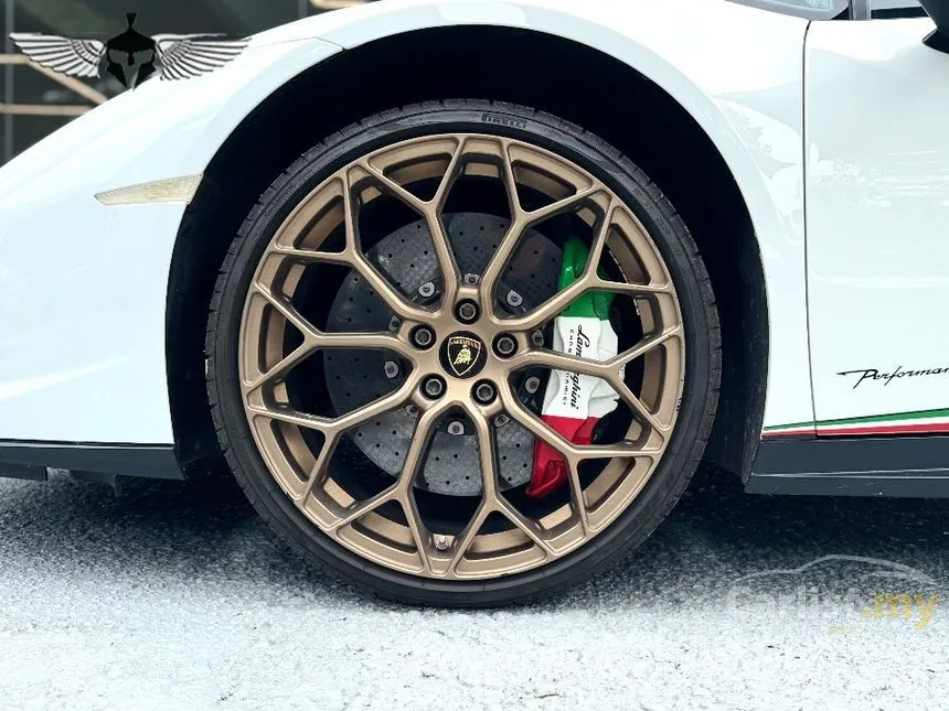 2018 Lamborghini Huracan Performante Coupe