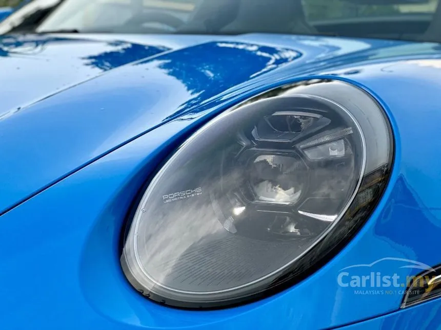 2023 Porsche 911 Targa 4 GTS Convertible