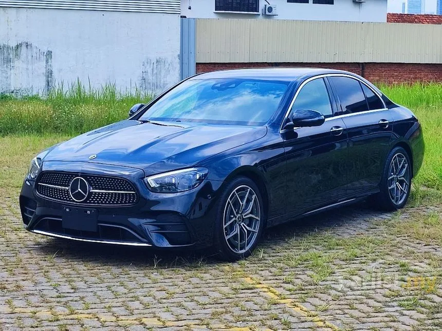 2021 Mercedes-Benz E200 AMG Sedan