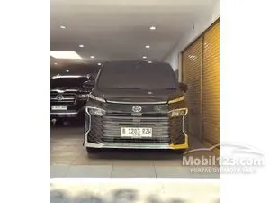 2024 Toyota Voxy 2.0 (Premium Color) MPV