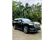 2023 Toyota Land Cruiser 3.3 300 VX-R SUV ATPM. Turbo Diesel. LOW KM 14 Rb. Record. Mulus Terawat. HARGA CASH BEST DEAL NEGO YA. Like New Car