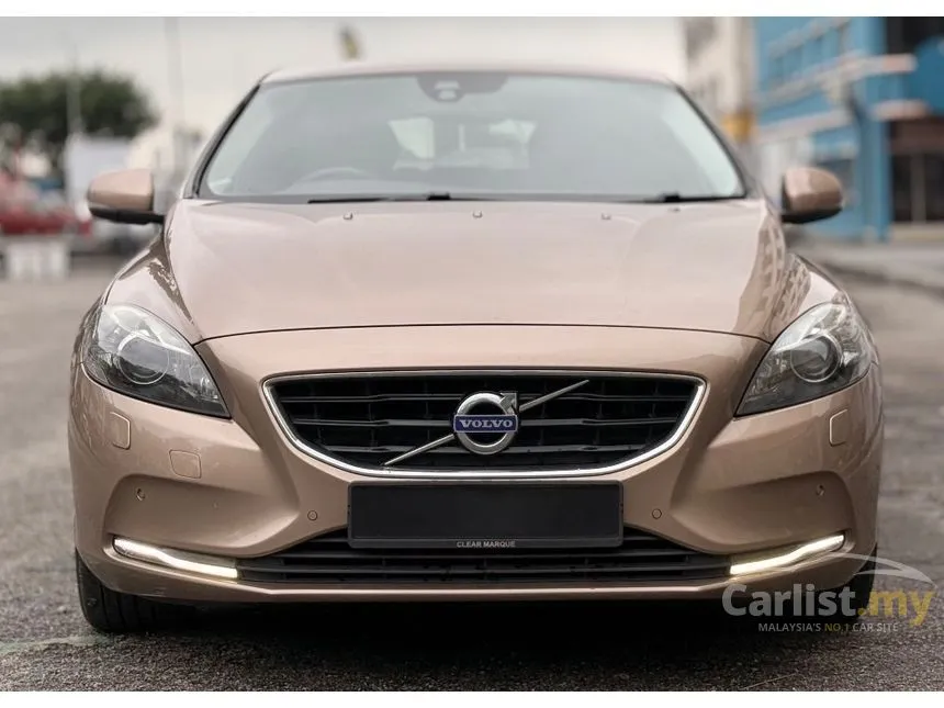 2017 Volvo V40 T5 Drive-E Hatchback