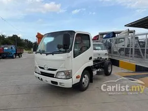 2026 Hino 300 4.0 Lorry