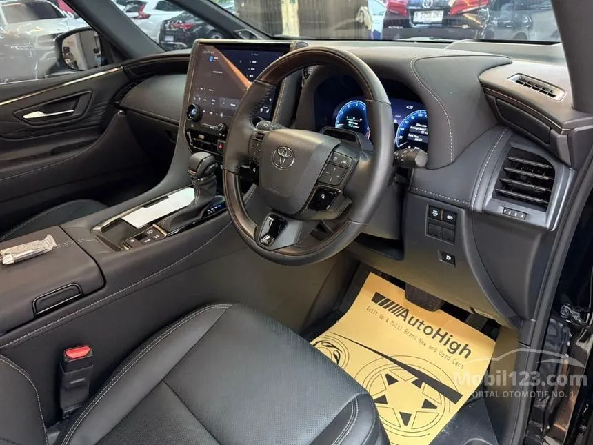 2024 Toyota Alphard G (Non Premium Color) MPV