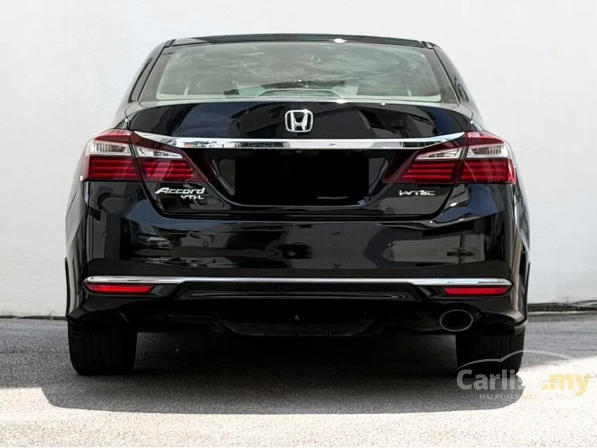 2017 Honda Accord VTi-L Sedan