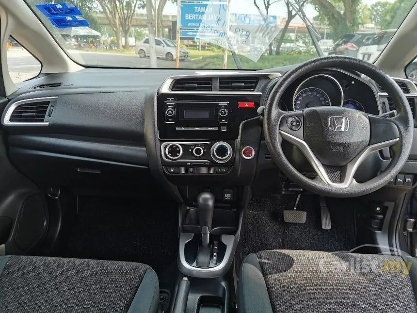 2017 Honda Jazz E i-VTEC Hatchback