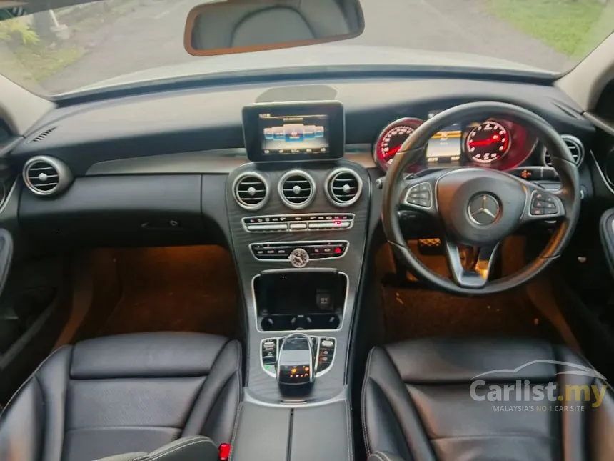 2017 Mercedes-Benz C200 Avantgarde Sedan