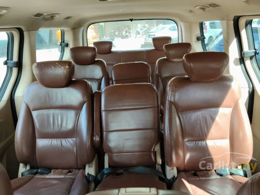 2013 Hyundai Grand Starex CRDi MPV