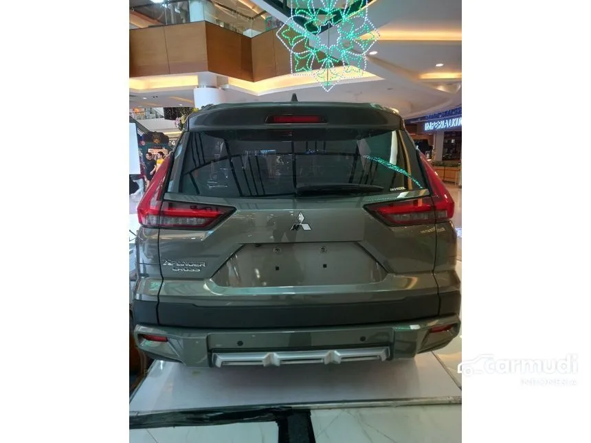 2024 Mitsubishi Xpander CROSS Premium Package Wagon