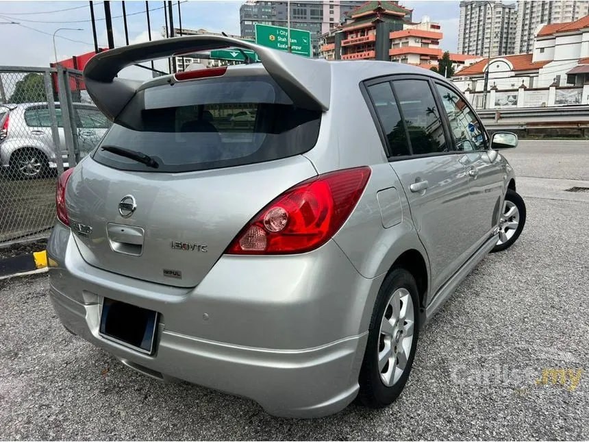 2010 Nissan Latio ST-L Hatchback