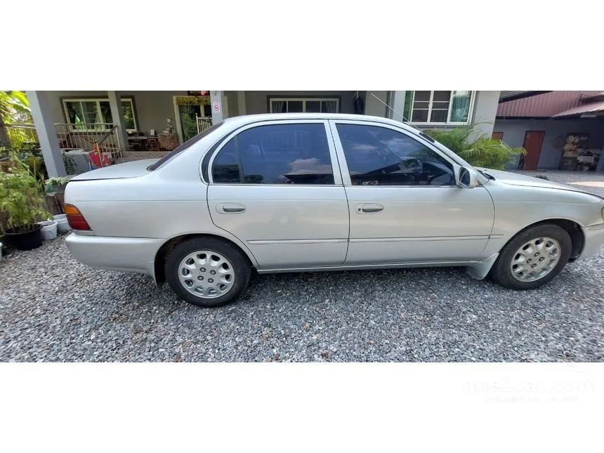 1995 Toyota Corolla GXi Sedan