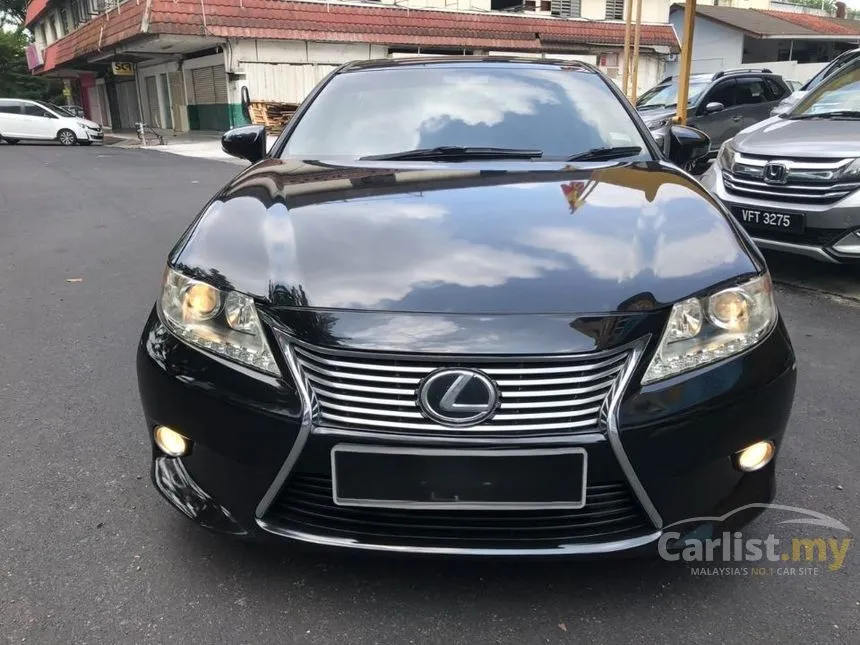 2014 Lexus ES 250 Luxury Sedan