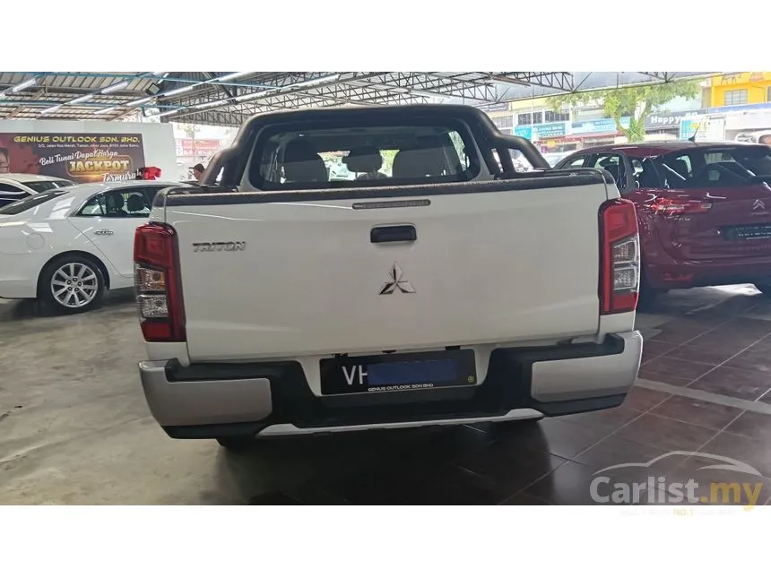 2022 Mitsubishi Triton VGT Dual Cab 4X4 Pickup
